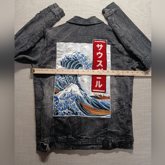 Y2K Southpole w/ patchs denim jacket, Small, Black/Charcoal denim, Great cond. - Picture 7 of 10